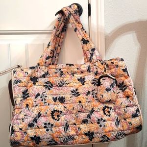 Jessica Simpson- Audrey weekender